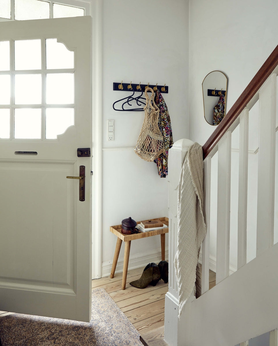 Hal en entree ingericht met Nordal interieur