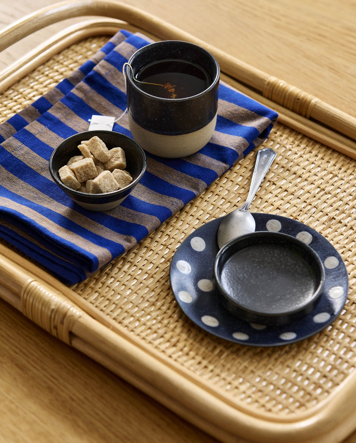 Nordal FIGUS rotan dienblad voor een koffiebar op een bruiloft